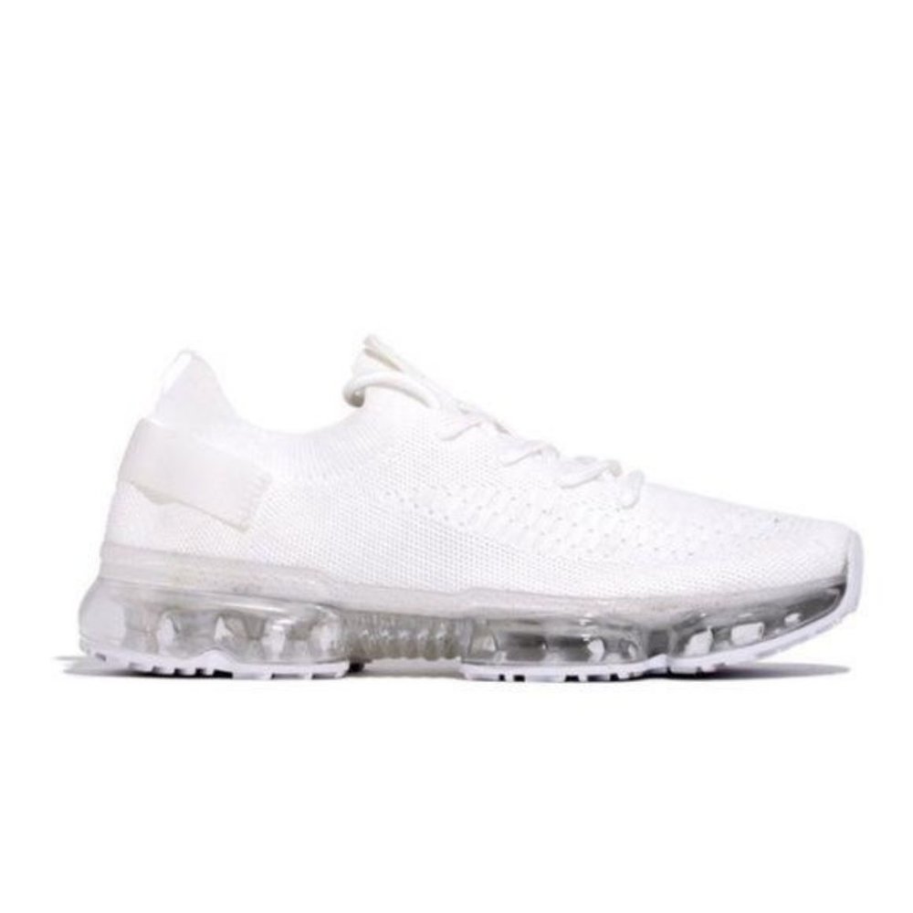 !! RESTOCKED !! Slip On Flyknit Sneakers in White - Picture 3 of 10